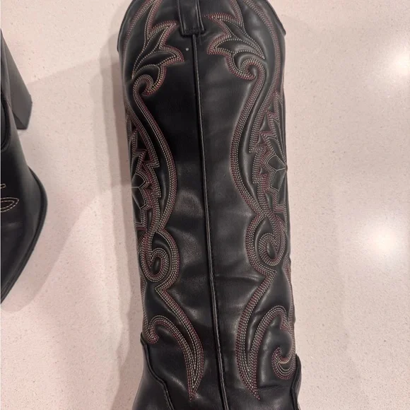 Steve Madden Black Embroidered Heeled Cowboy Boots - Picture 6 of 10